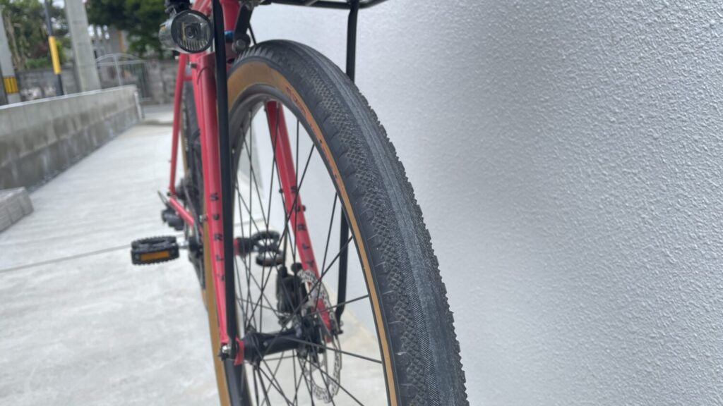 WTB Byway 650×47を装着したSURLY Straggler