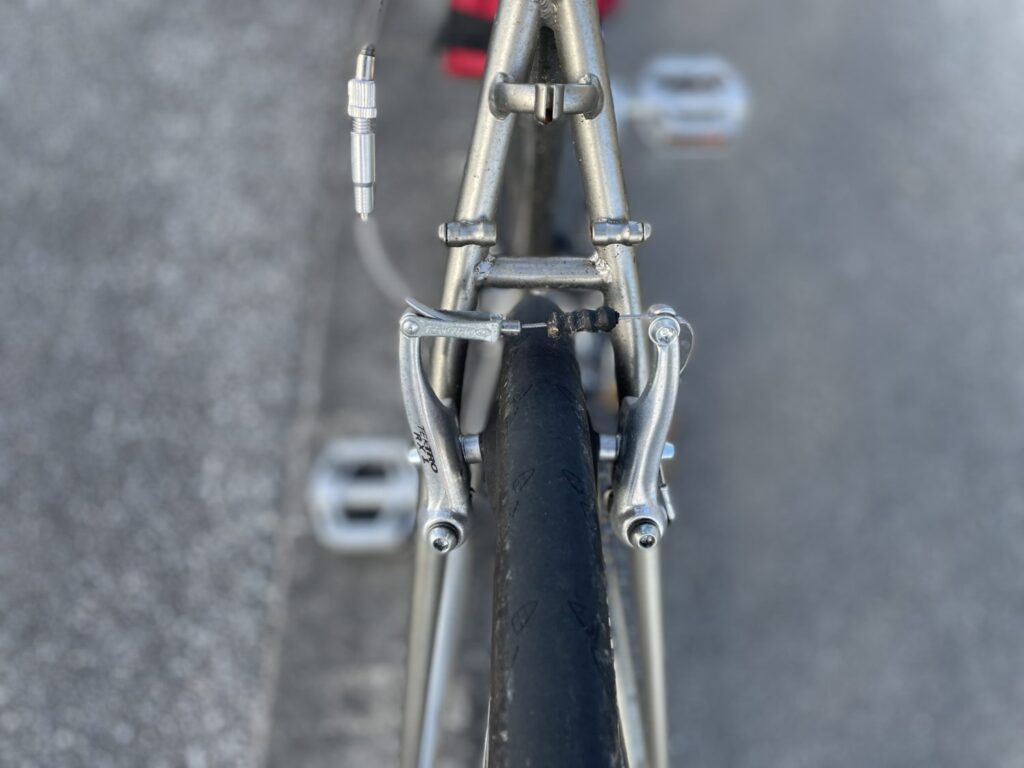 TEKTRO RX1 Mini-Vブレーキを装着したMARIN Redwoods